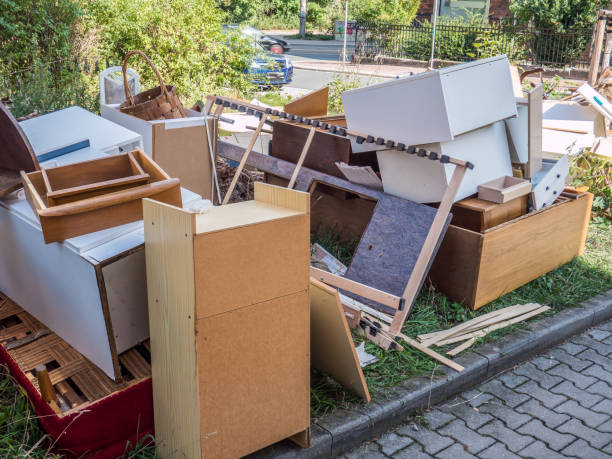 Best Garage Cleanout Services  in Mazomanie, WI